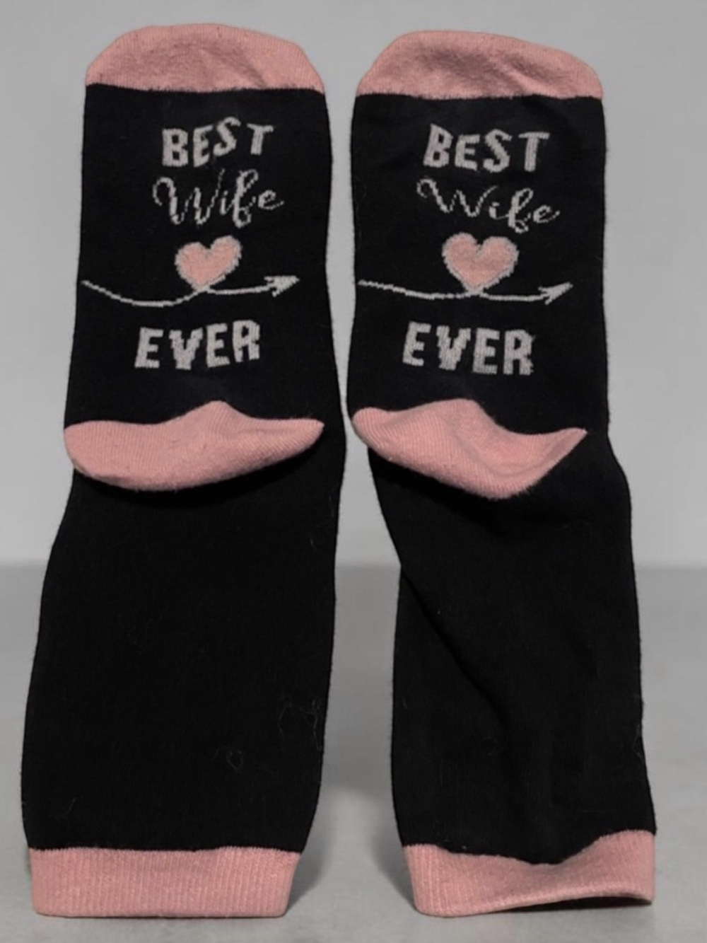 NWOT Best Wife Ever Women's Black & Pink Crew Socks